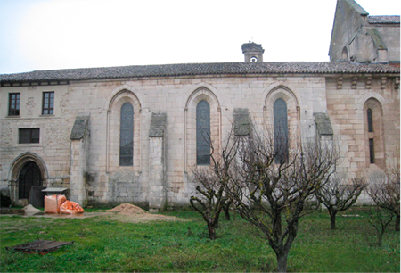 Santa María la Real de Las Huelgas (Burgos). Vista exterior del pabellón de monjas. Fotografía del autor.
